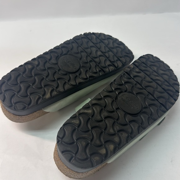 Used Papillio Women's Sandals - Gray 3 strap women’s size 39 - Picture 6 of 6